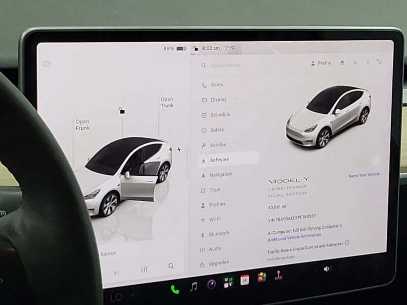 2023 Tesla Model Y Long Range
