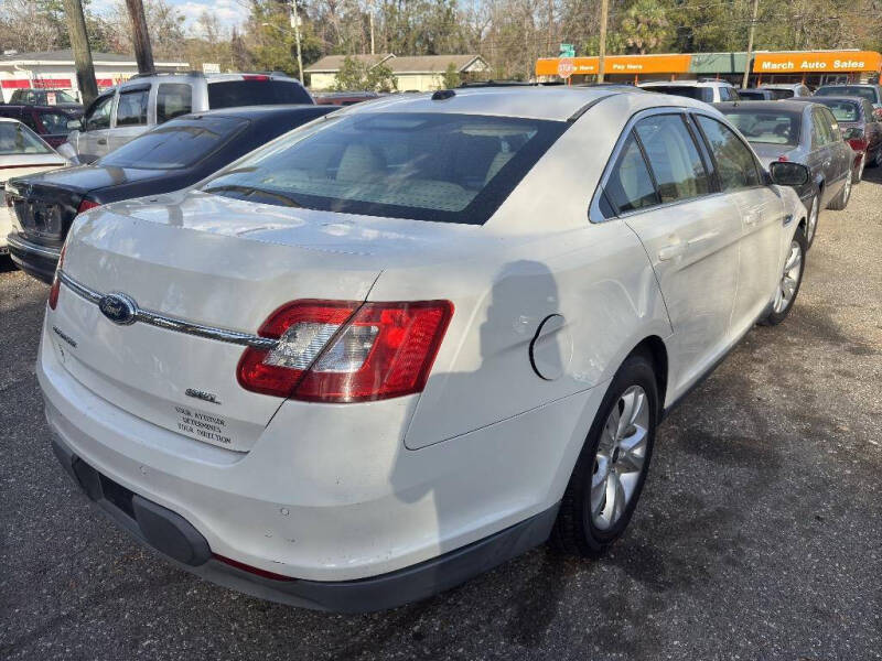 2011 Ford Taurus SEL