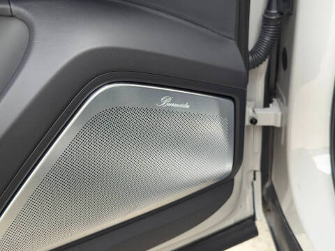 2024 Porsche Cayenne Turbo E-Hybrid Coupe