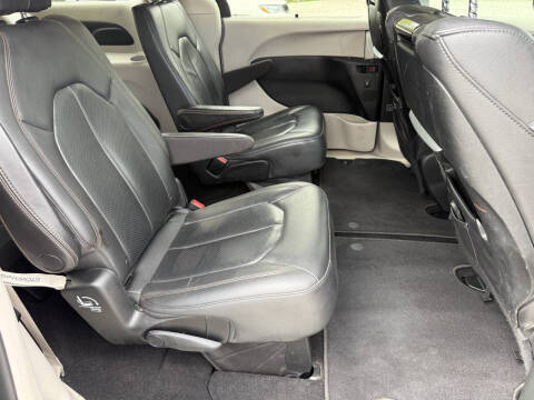 2018 Chrysler Pacifica Touring L Plus