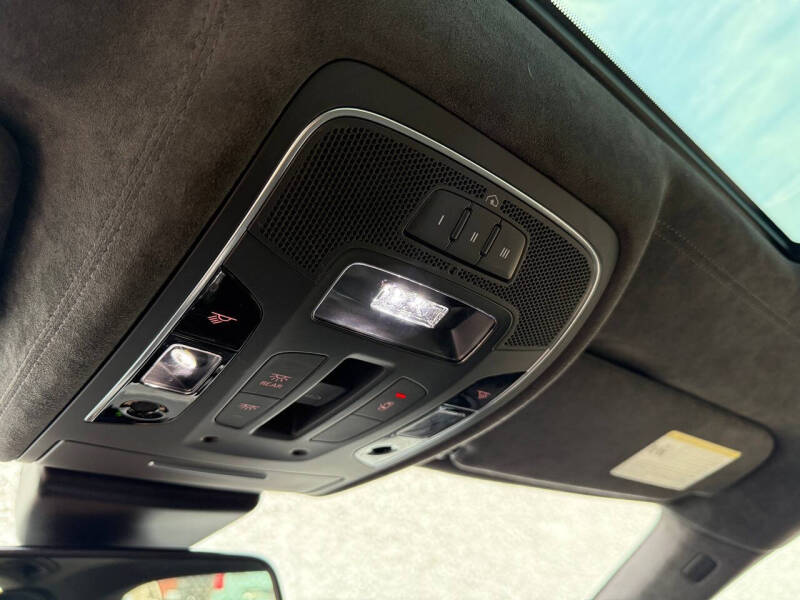 2018 Audi RS 7 4.0T quattro performance