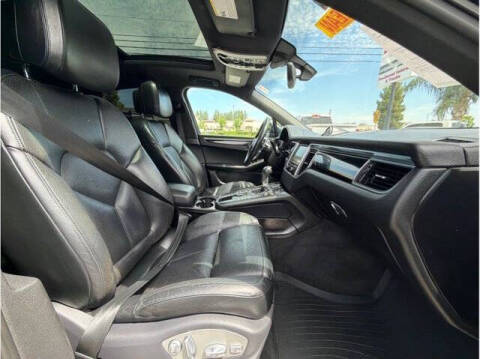 2015 Porsche Macan S