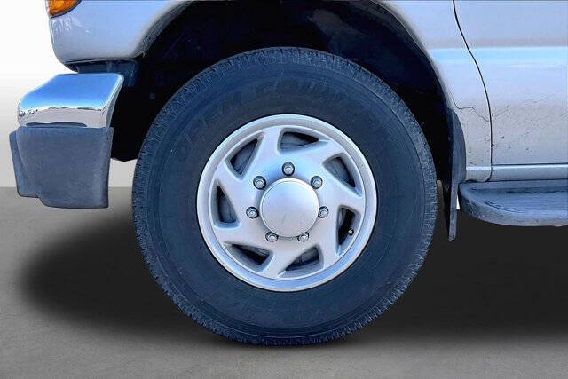 2005 Ford E-Series