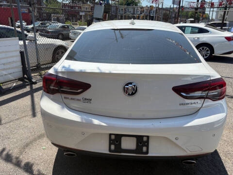 2018 Buick Regal Sportback Essence