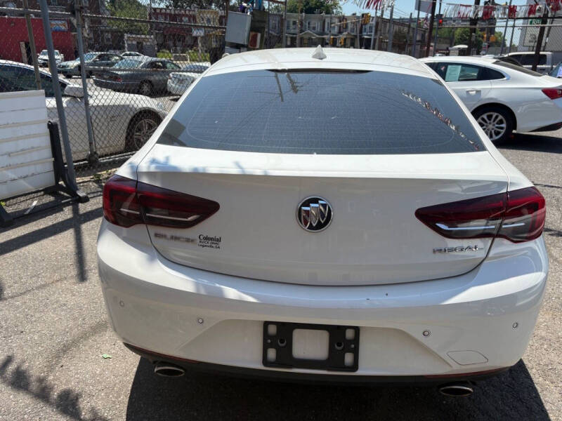 2018 Buick Regal Sportback Essence