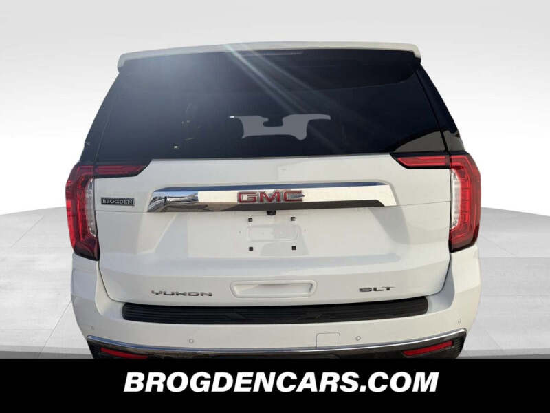 2024 GMC Yukon SLT