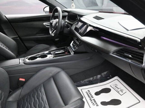 2022 Audi e-tron GT quattro Prestige