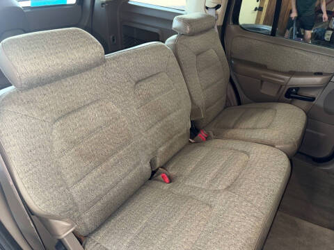 2002 Ford Explorer XLS