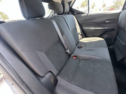 2019 Nissan Kicks SV