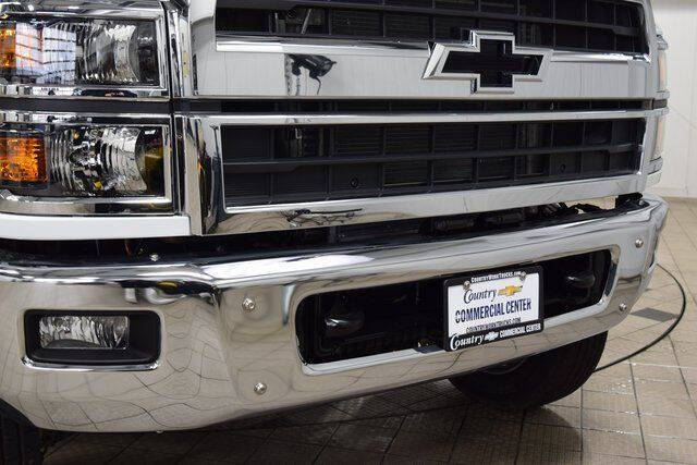 2025 Chevrolet Silverado 5500HD