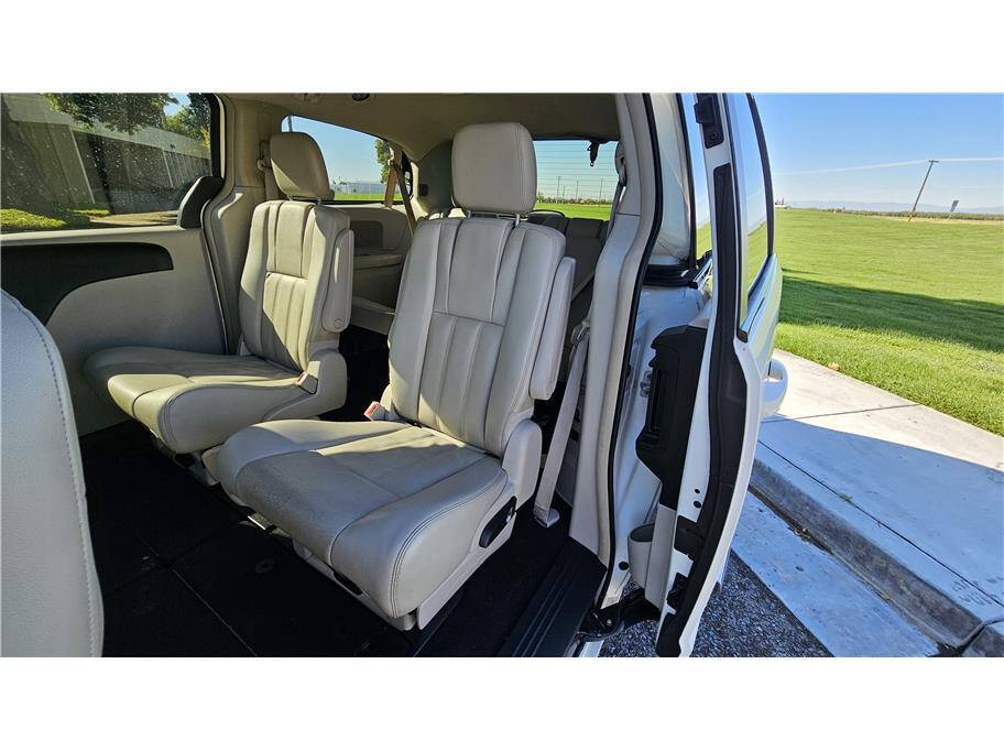 2013 Chrysler Town and Country for sale at VIP AUTO SALES, INC. in Modesto, CA