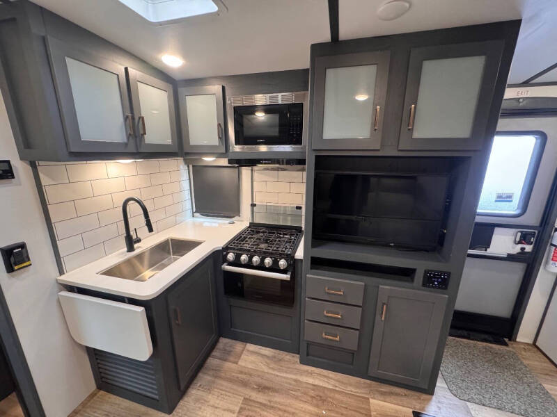 2022 Keystone RV Premiere
