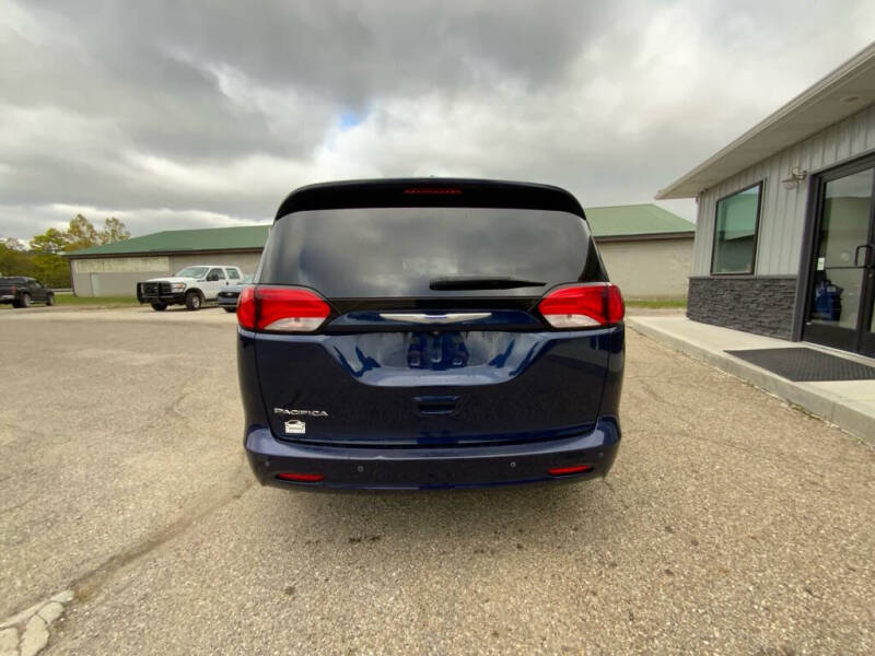 2018 Chrysler Pacifica LX