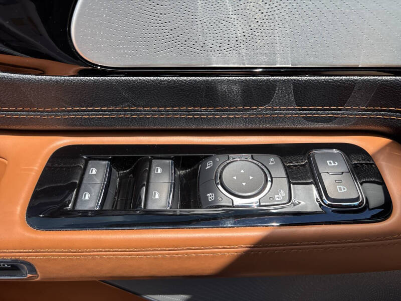 2020 Lincoln Aviator Black Label