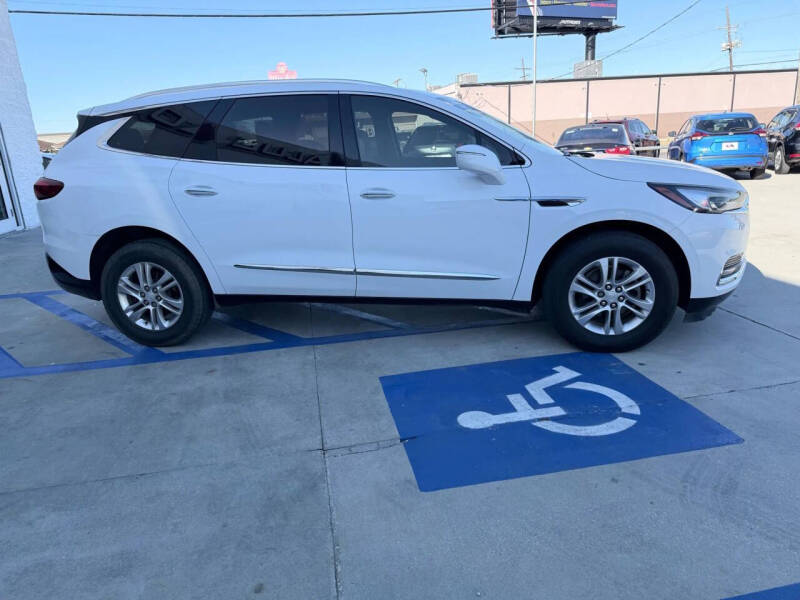 2018 Buick Enclave Essence