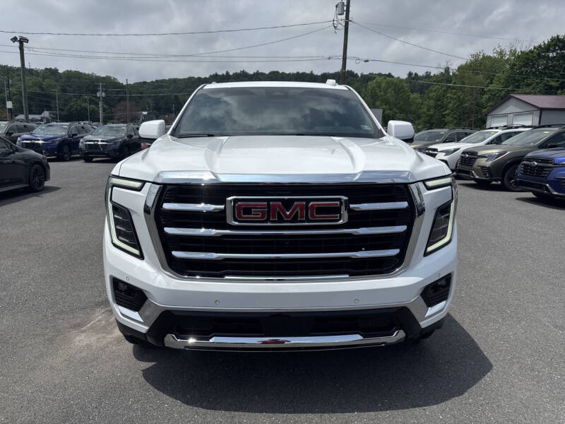 2025 GMC Yukon Elevation