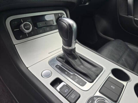 2017 Volkswagen Touareg V6 Wolfsburg