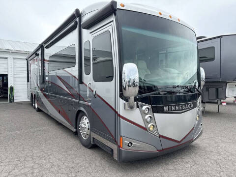 2015 Freightliner XCL Chassis