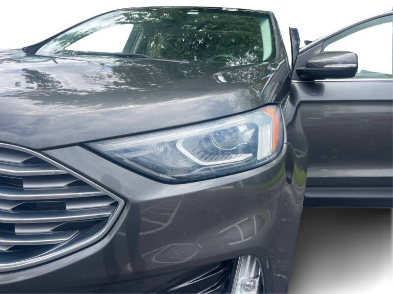 2019 Ford Edge Titanium