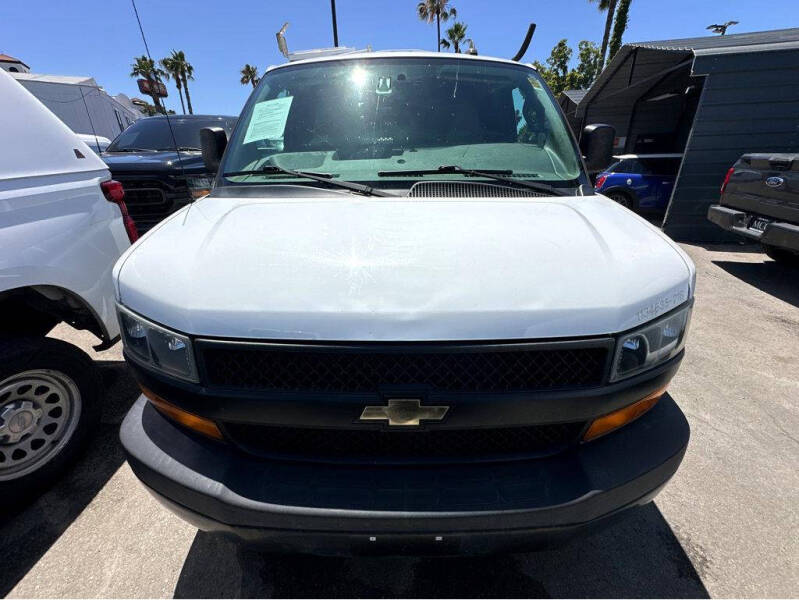 2018 Chevrolet Express 2500