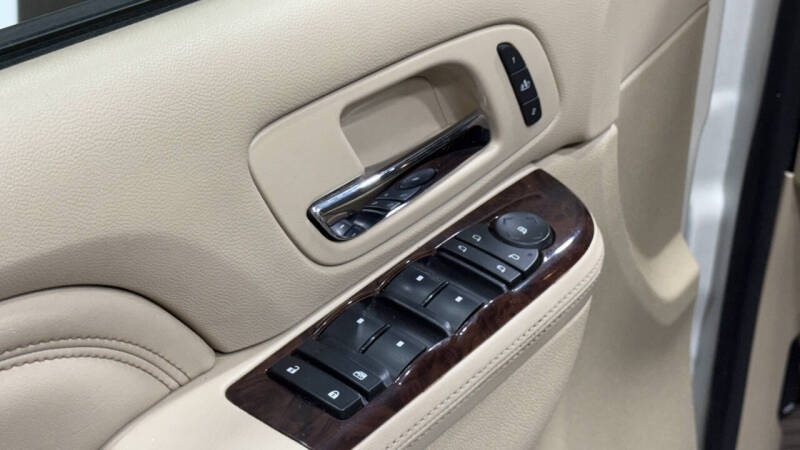 2013 Cadillac Escalade Luxury