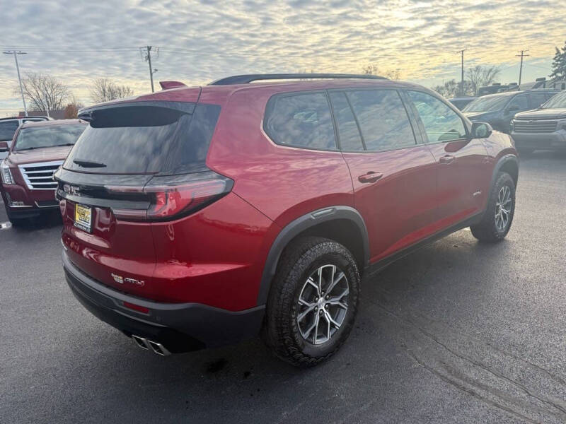 2024 GMC Acadia AT4