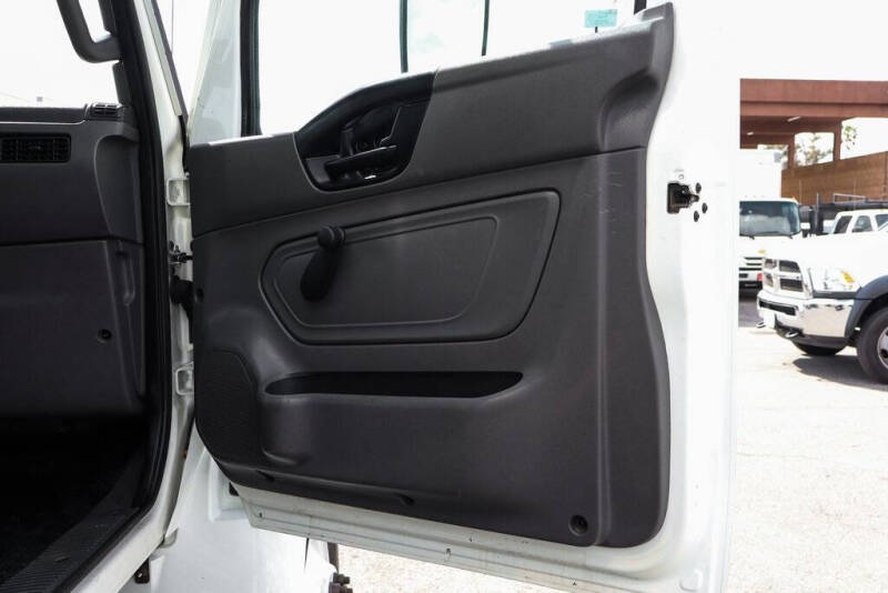 2020 International MV607