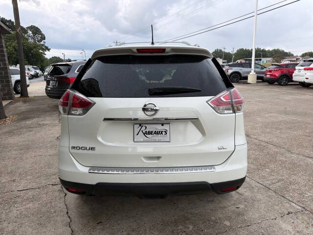 2016 Nissan Rogue SV