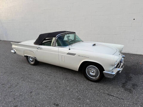 1957 Ford Thunderbird