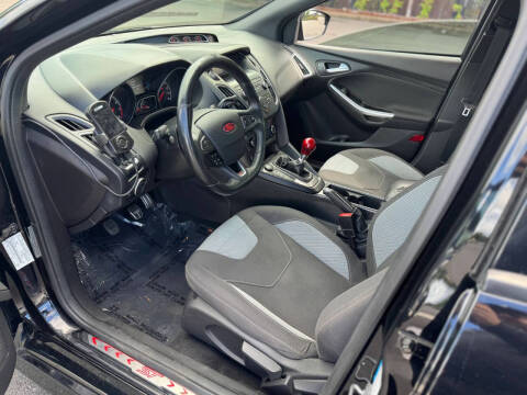 2018 Ford Focus ST