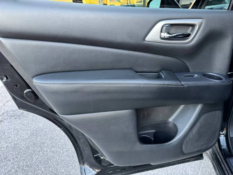 2014 Nissan Pathfinder Platinum