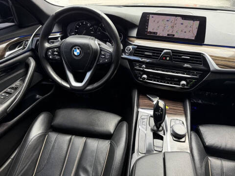 2019 BMW 5 Series 540i