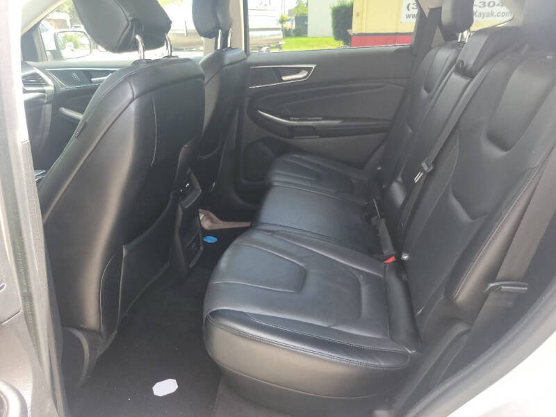 2017 Ford Edge Titanium