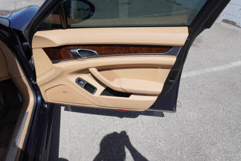 2012 Porsche Panamera