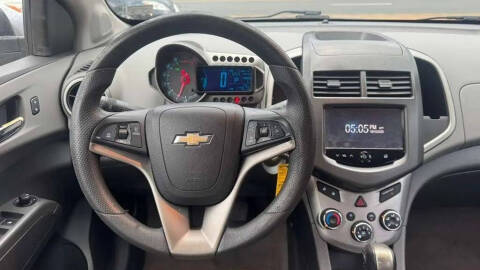 2015 Chevrolet Sonic LT Auto