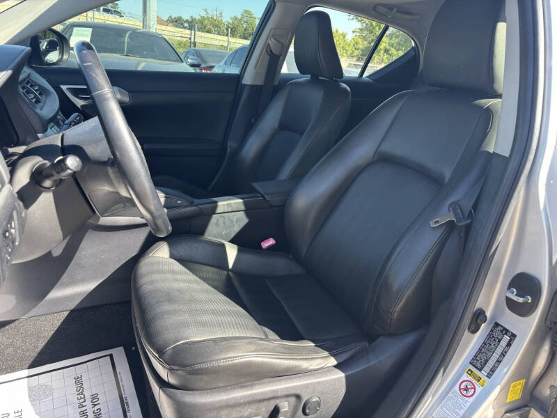 2011 Lexus CT 200h Premium