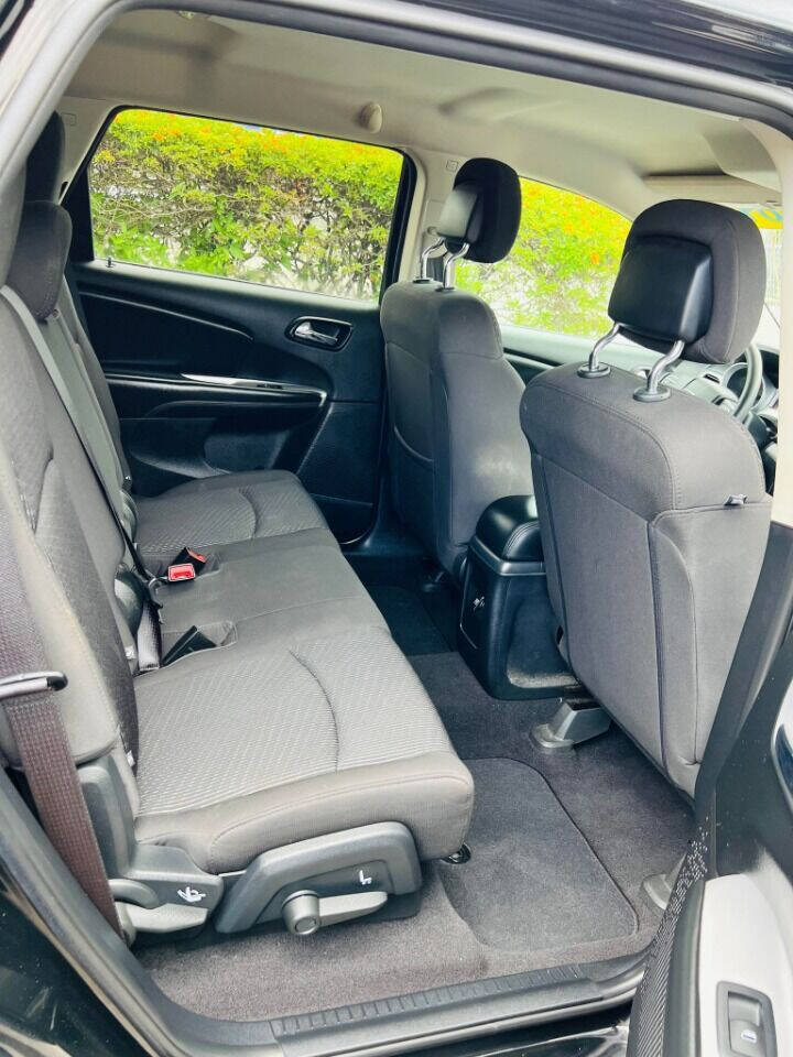 2017 DODGE Journey SUV / Crossover - $11,950