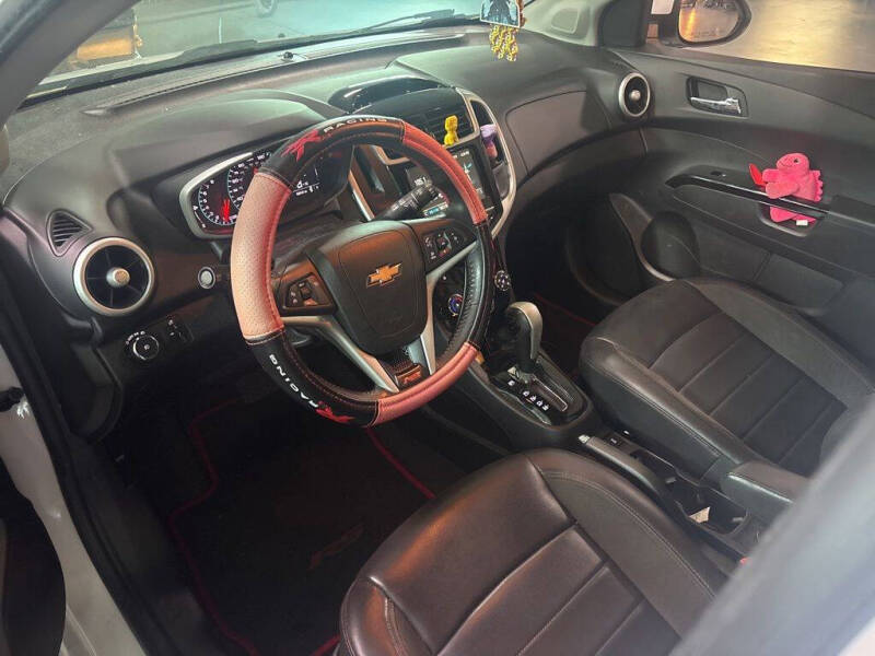 2017 Chevrolet Sonic Premier Auto