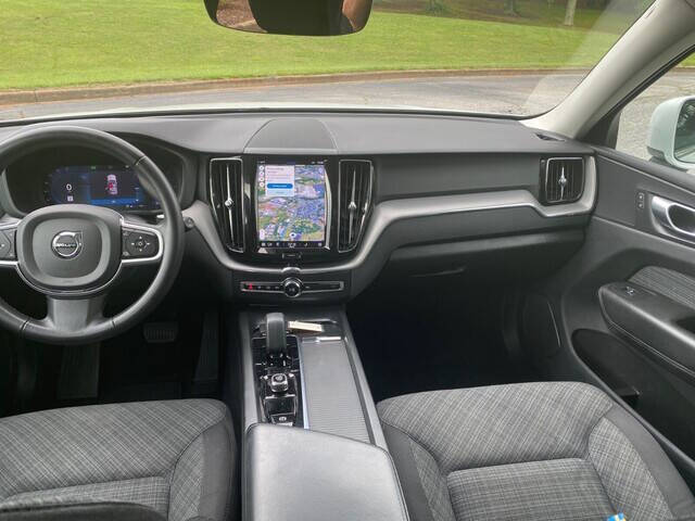 2023 Volvo XC60 B5 Core