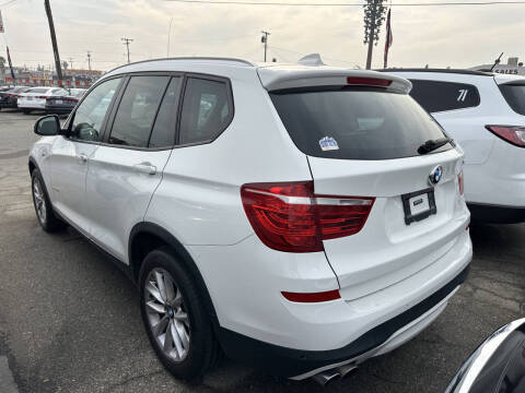 2017 BMW X3 sDrive28i