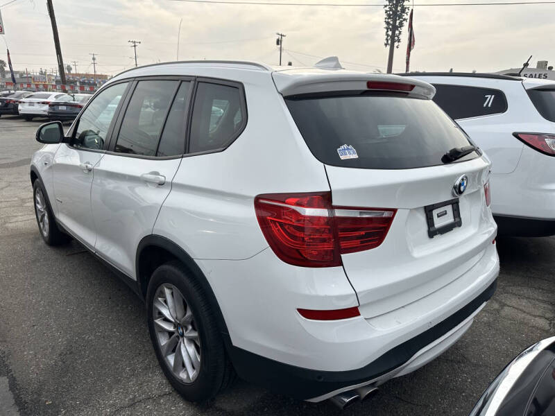2017 BMW X3 sDrive28i