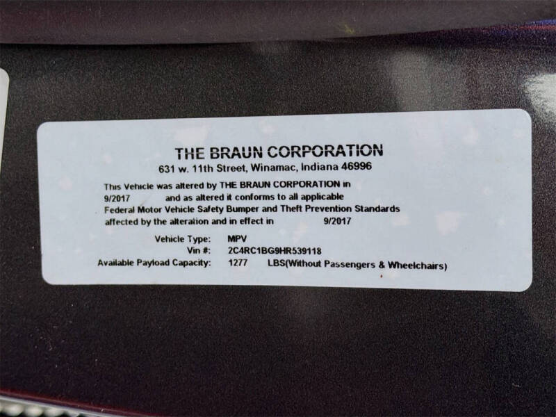 2017 Chrysler Pacifica Touring-L