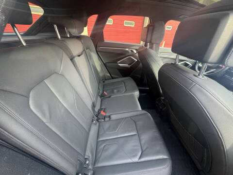 2020 Audi Q3 quattro Premium 45 TFSI