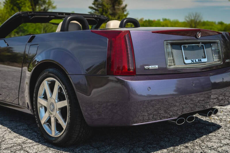 2004 Cadillac XLR