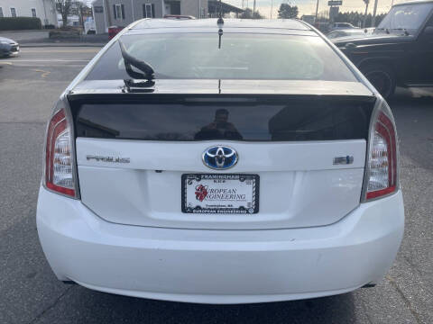 2015 Toyota Prius Two