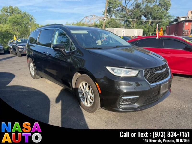 2022 Chrysler Pacifica Touring L