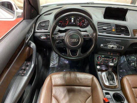 2016 Audi Q3 2.0T quattro Premium Plus