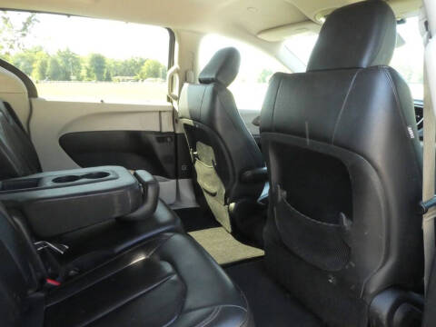 2017 Chrysler Pacifica Touring-L