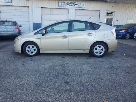 2010 Toyota Prius for sale at Dave's Garage & Auto Sales in East Peoria IL