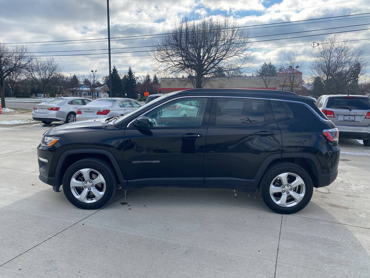 2017 Jeep Compass for sale at ORCHARD LAKE AUTO SALES INC in Farmington Hills, MI